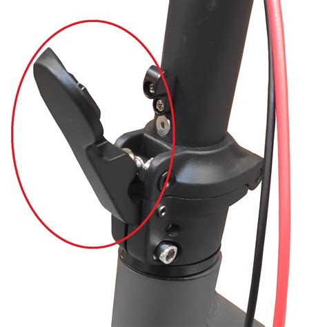Detaily skladacieho mechanizmu kočíka Brio Go