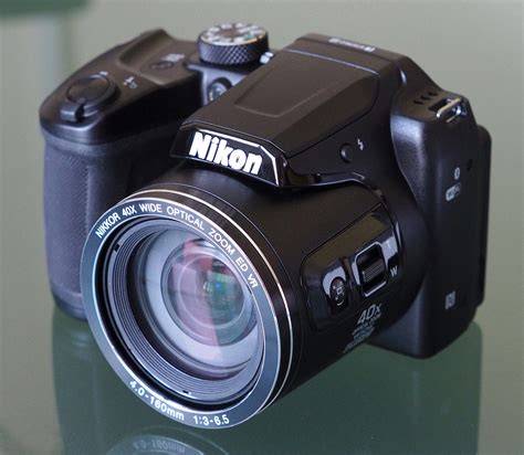 Nikon Coolpix B500: 40x zoom a ľahké zdieľanie