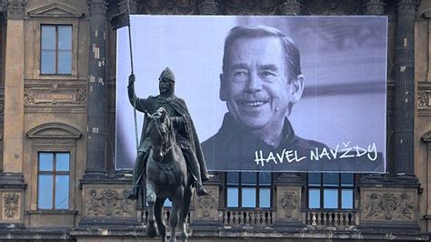 Logo Nadácie Václava Havla a jeho vedecký a kultúrny odkaz