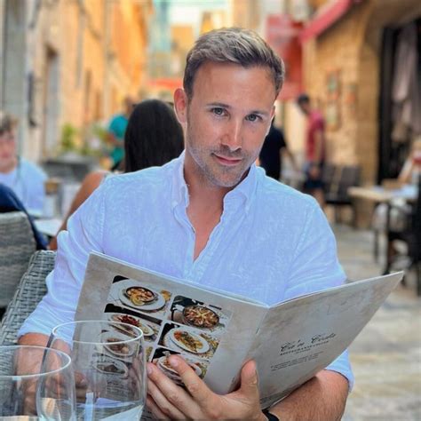 Infografika: Marek Fašiang - herec, dabing, podnikateľ