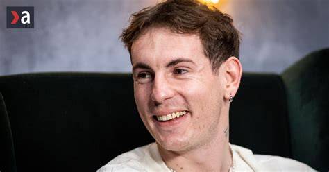 Peter Altof dátum narodenia a jeho verejný portrét na Slovensku