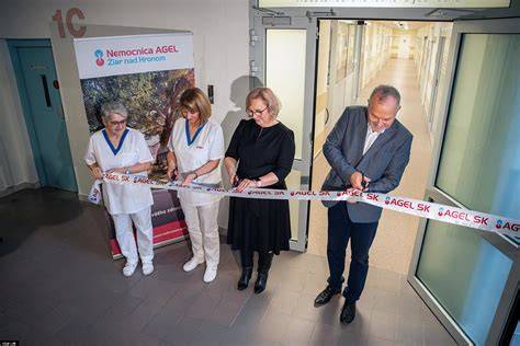 Fotografia rekonštruovanej pôrodnice a nového oddelenia jednodňovej starostlivosti