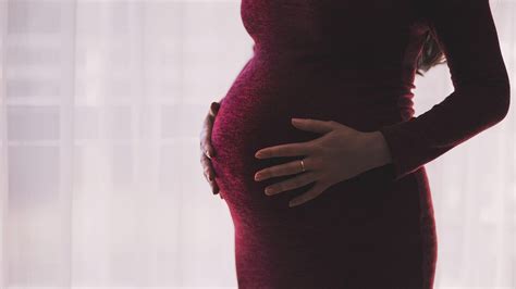 Infografika: Multidisciplinárny tím pri liečbe gynekologickej rakoviny počas tehotenstva