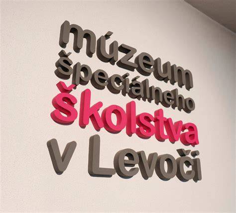 Infografika: Tok procesov zaradenia do špeciálneho školstva a jej rozhodovacie body