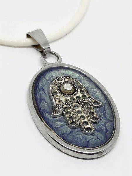 Hamsa - ochranný symbol na šperku a dekorácii