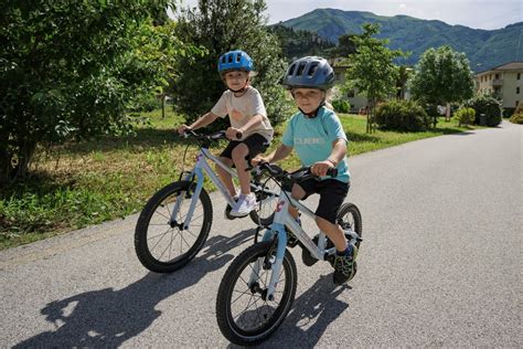 Ako vybrať správnu kolobežku pre dieťa: Kompletný sprievodca