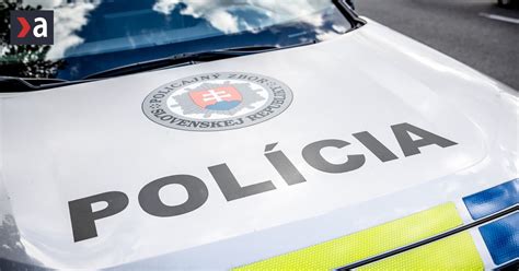 Symbolická fotografia novonarodeného dieťaťa