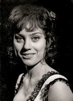 Soňa Valentová vo filme Perinbaba (1985)