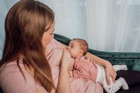 Nočný hlad pri dojčení: Ako ho zvládnuť a čo je normálne