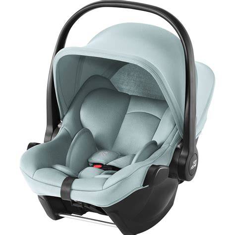 Autosedačka BABY SAFE CORE v aute