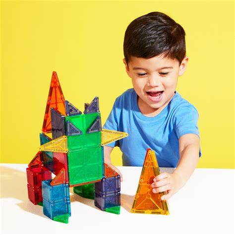 Tip na MAGNA-TILES pre fajnšmekrov: Castle, Space, Stardust a Glow