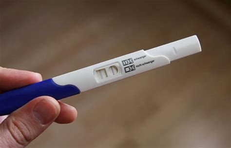 Ako funguje tehotenský test a čo znamenajú čiarky