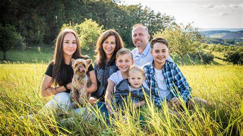 Krajinná infografika: tipy na fotografie rodiny s dieťaťom a psom