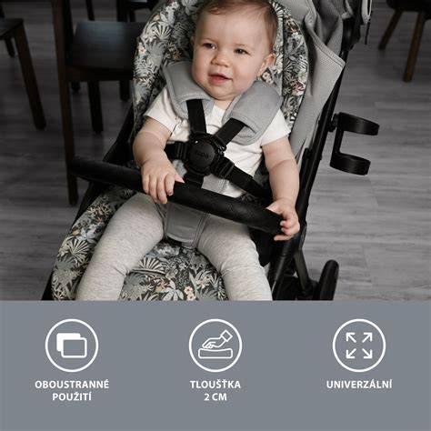 Infografika o skladaní a rozkladaní golfového kočíka Zopa Micra