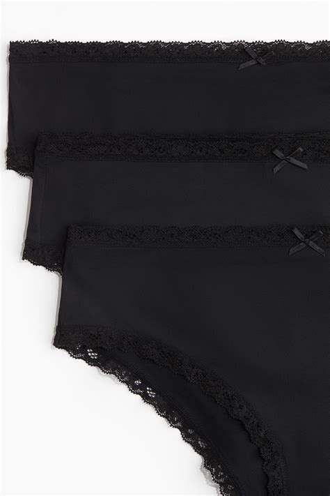 Detailná fotografia sieťovaných popôrodných nohavičiek