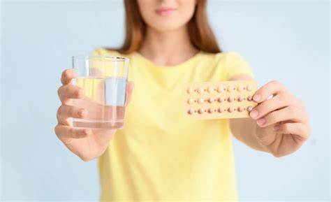 Infografika: Ako funguje hormonálna antikoncepcie a čo ovplyvňuje jej spoľahlivosť