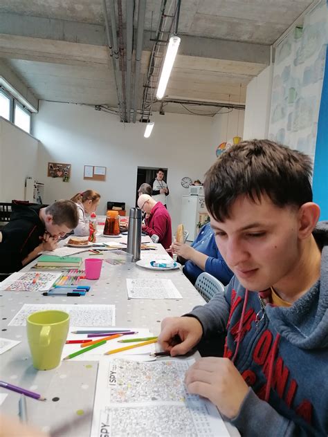 Aktivity pre deti s mentálnym postihnutím: Využitie technológií a interaktívnych pomôcok