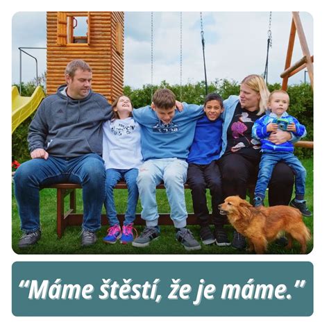 Symbolická fotografia rodiny a podpory