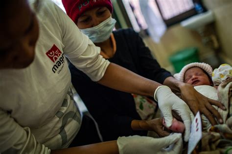 Benígna hyperbilirubinémia: Prenos z matky na dieťa a život s Gilbertovým syndrómom