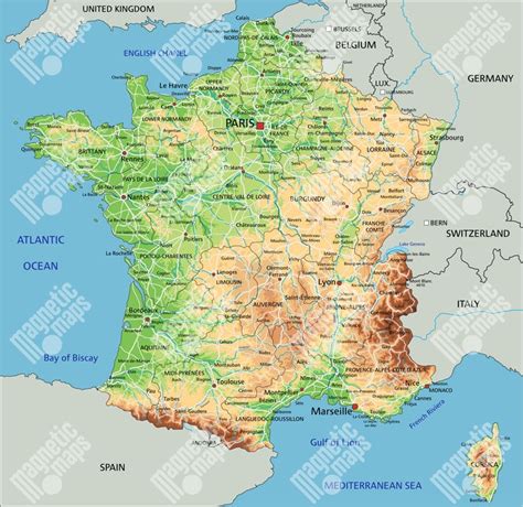 mapa Francúzska s vyznačeným regiónom Poitou a Parížom