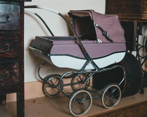 Retro kočíky a prútené koše: Nadčasový dizajn a praktické využitie