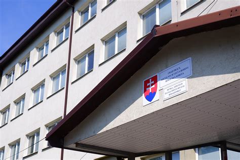 Ilustračná fotografia budovy Úradu práce, sociálnych vecí a rodiny