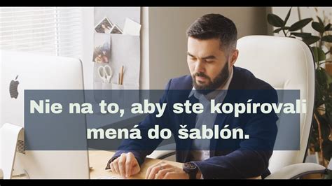 Obraz advokáta pracujúceho v kancelárii