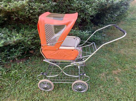 Retro kočík pre deti: história a vlastnosti