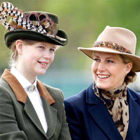 Rodokmeň Louise Windsor a hlavné míľniky v živote