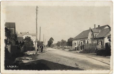 Historické fotografie Považskej cementárne Ladce