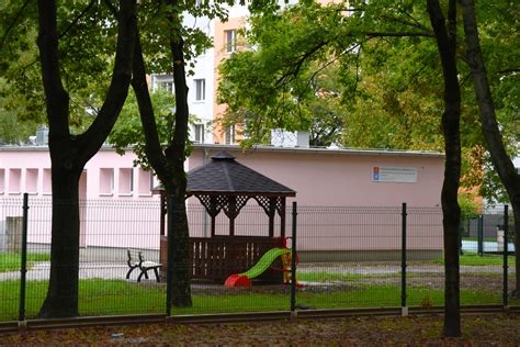 Práca v detských jasliach s deťmi s fyzickým postihnutím: požiadavky, prístupy a budúcnosť
