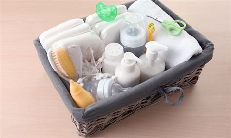 Starostlivosť o dieťa do 1 roka: Prehľad príspevkov a nárokov