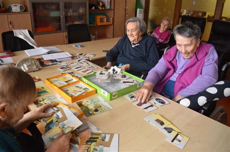 Súkromné jasle a zariadenie pre seniorov: Komplexná starostlivosť pre všetky generácie