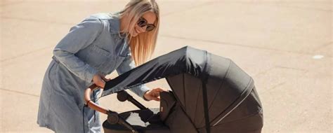 Ako si vyrobiť tienidlo na kočík a prečo je dôležité