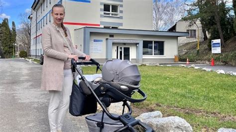 Porovnanie cisárskeho rezu a vákuovej extrakcie