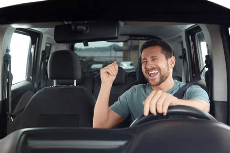 Ilustrácia airbagu v aute