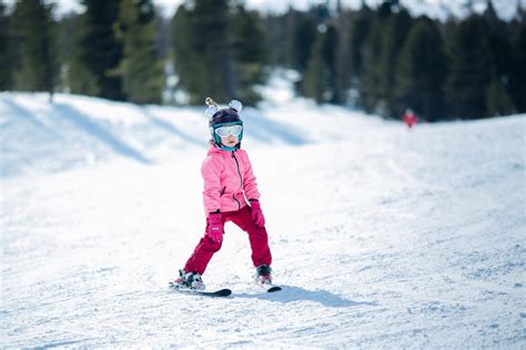 Ako vybrať správny snowboard pre dieťa