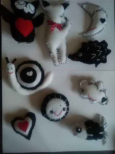 kontrastné hračky pre bábätká