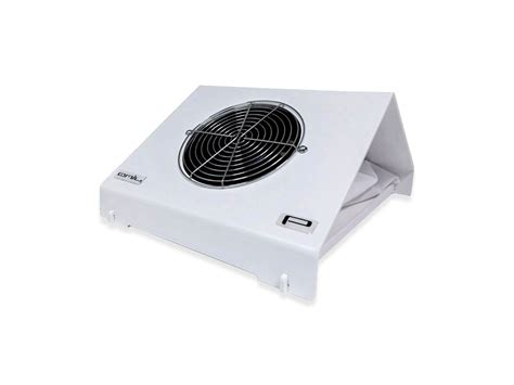 Fotografia zabudovateľnej odsávačky prachu s kovovým povrchom