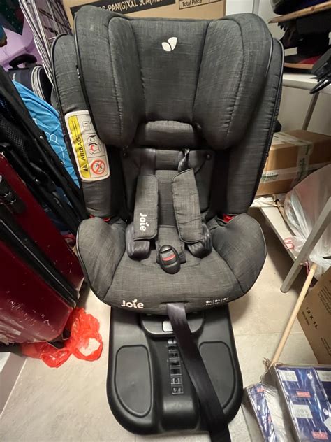 Rôzne modely autosedačiek Joie s Isofix