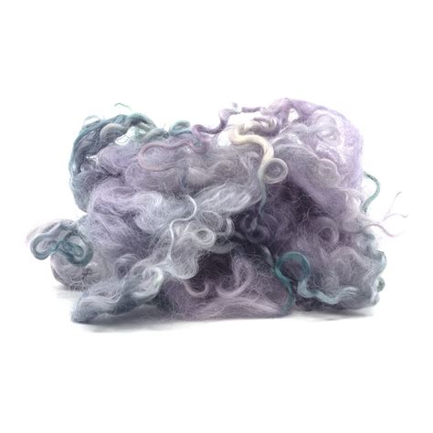 Detail vnútorného materiálu fusaka - ovčie runo