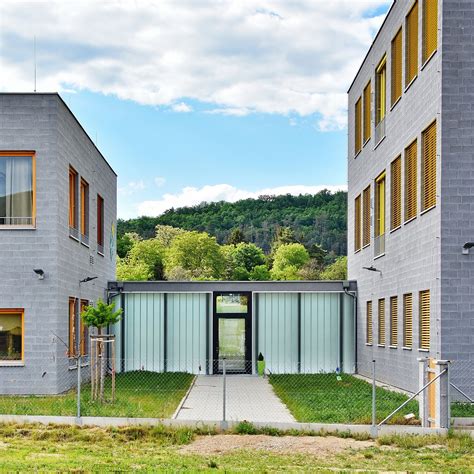 Školský areál pred rekonštrukciou