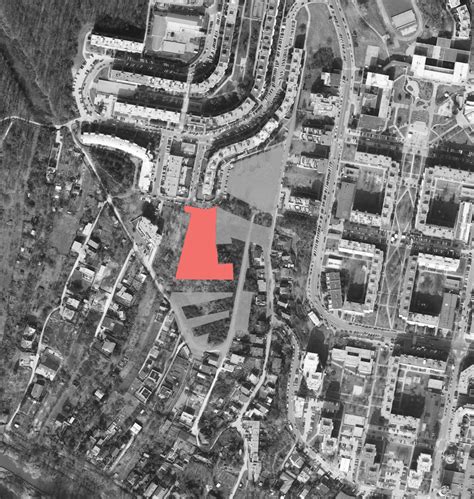 Mapa s vyznačenou poliklinikou v Karlovej Vsi