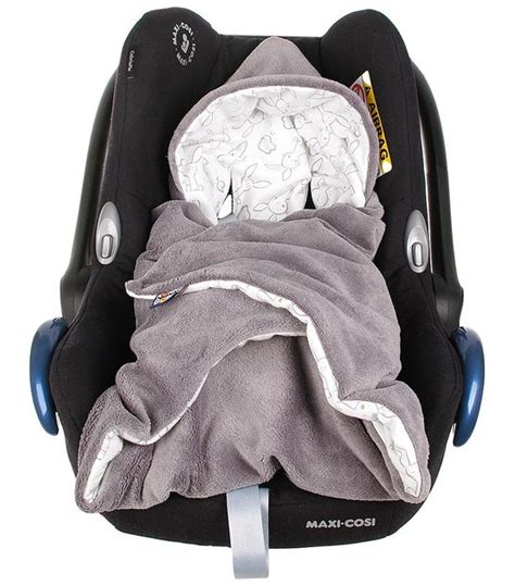 ilustrácia zavinovačky do autosedačky