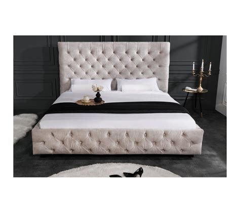 Ilustrácia prechodného fusaku vo svetloružovej farbe