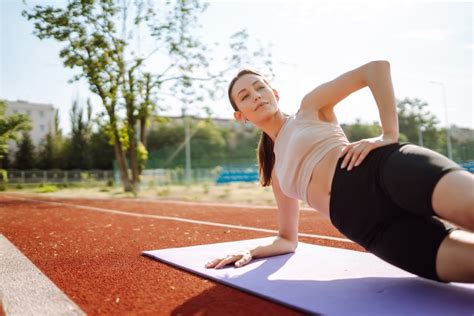 Ilustrácia ženského panvového dna s vyznačenou maternicou