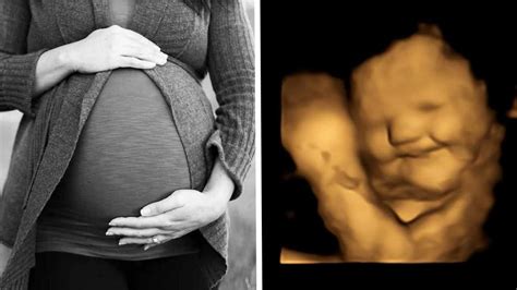 Dieťa na brušku s rodičom