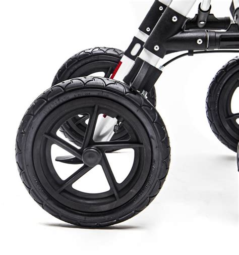 Konštrukcia kočíka Camarelo Eos s nafukovacími kolesami