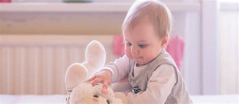 Hračky pre 8-mesačné dieťa: Sprievodca rozvojom a zábavou