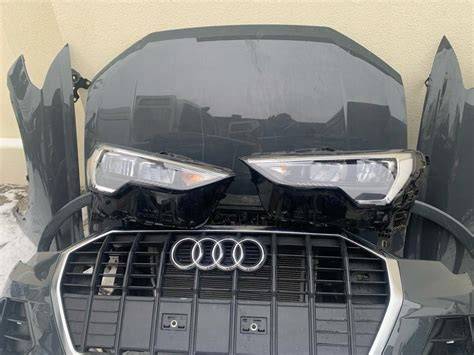 Audi Q3 exteriér a maska Singleframe, predný pohľad